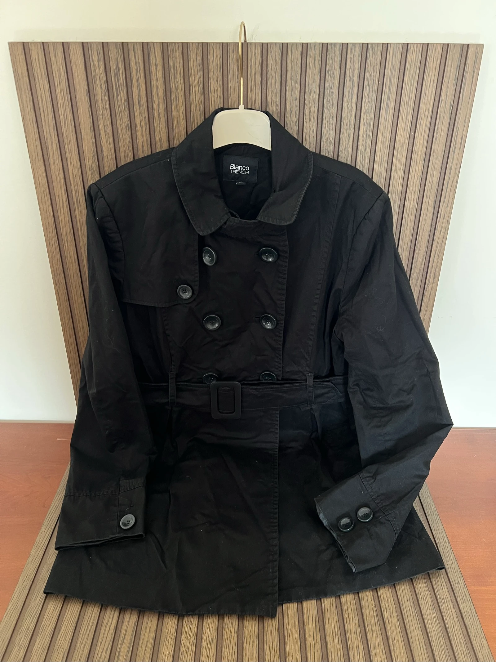 Gabardina Curta Preta Blanco Trench